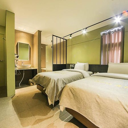 Hotel Myeongjak Chuncheon Buitenkant foto