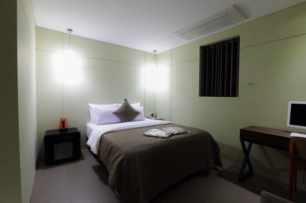 Hotel Myeongjak Chuncheon Buitenkant foto